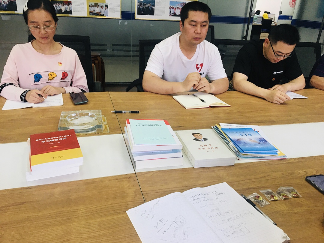 5.28-05.jpg 5.28-05.jpg